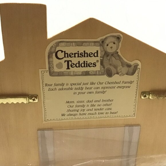 Cherished Teddies 651125 Our Cherished Family A Seven Piece Collector Set Vtg - Picture 7 of 8